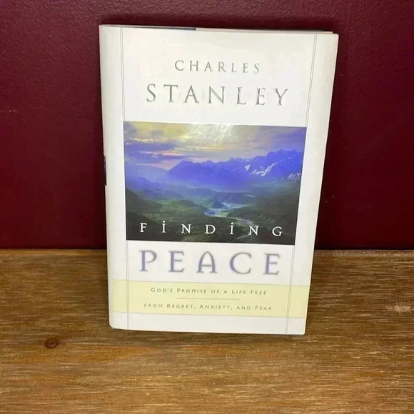 Charles Stanley Finding Peace Hardcover Book - Picture 1 of 8